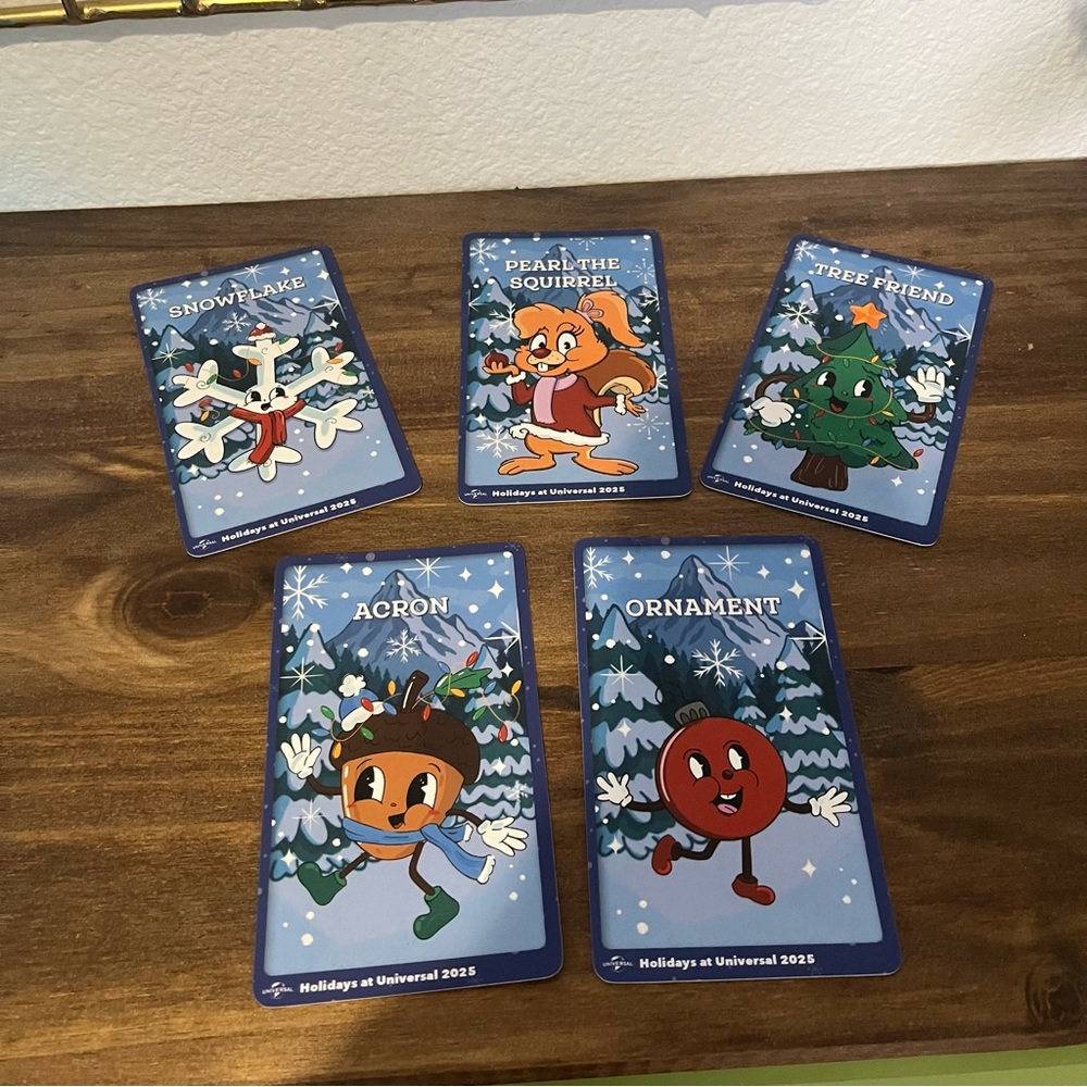 UNIVERSAL SHOWDOWN HOLIDAY QUEST - BACKLOT CARDS - 5 CARDS